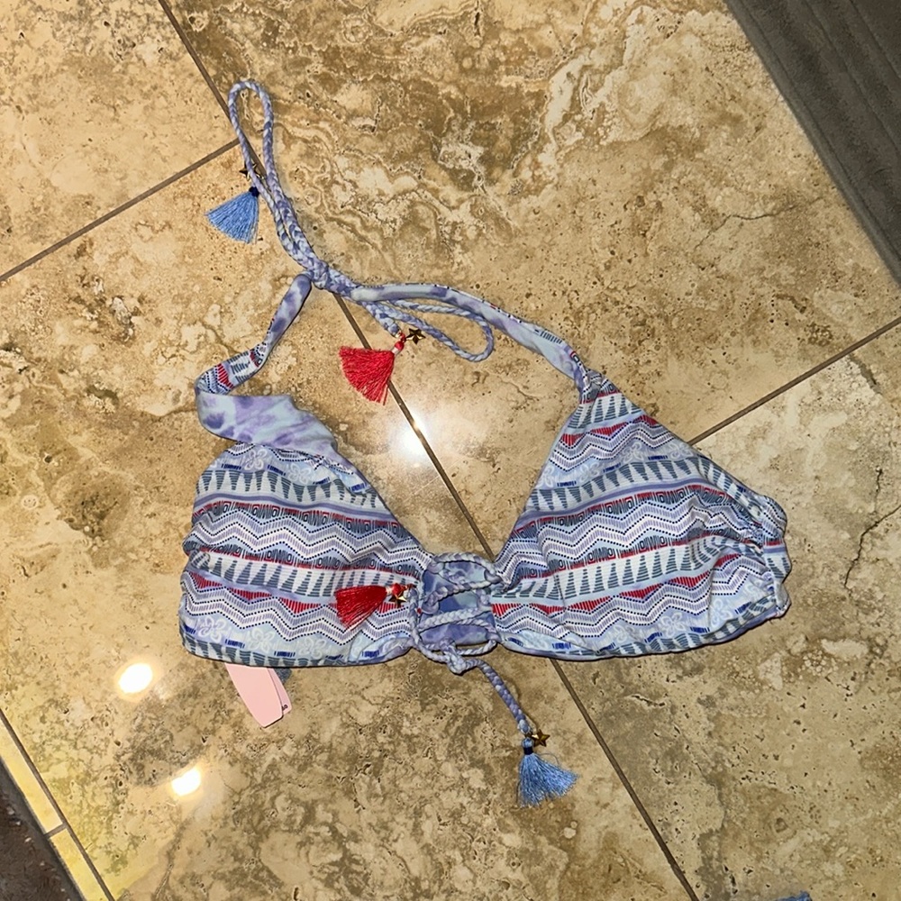 Women’s swim top